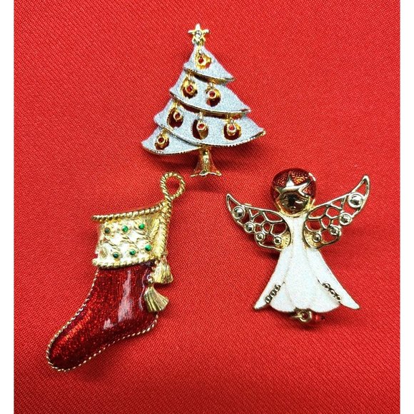 Christmas Pins/ Brooches Set of 3 Christmas Tree, Angel & Stocking Pins - Picture 1 of 12
